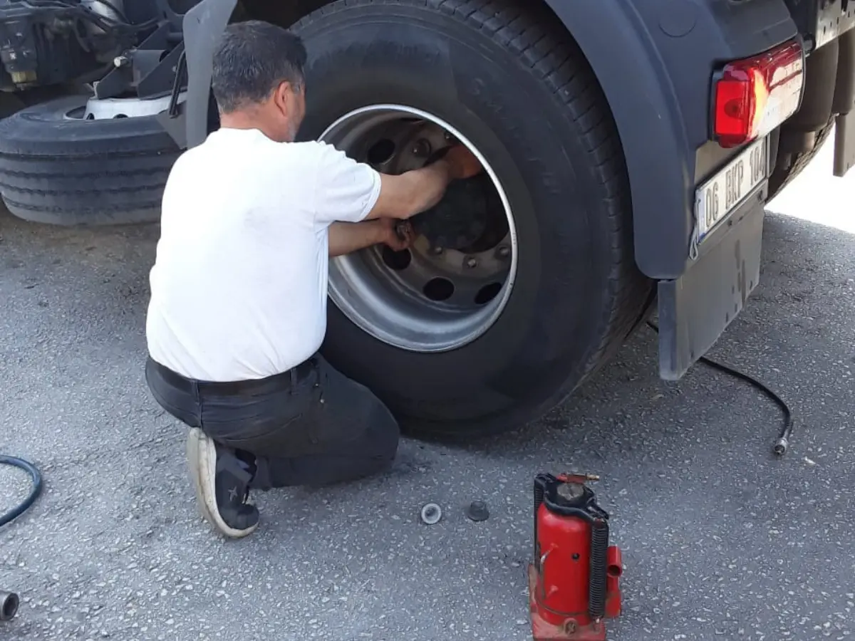 Söğüt Oto Lastikçi